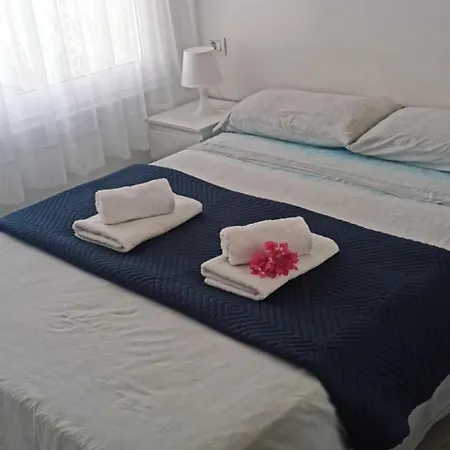 Bruna's House 阿德耶